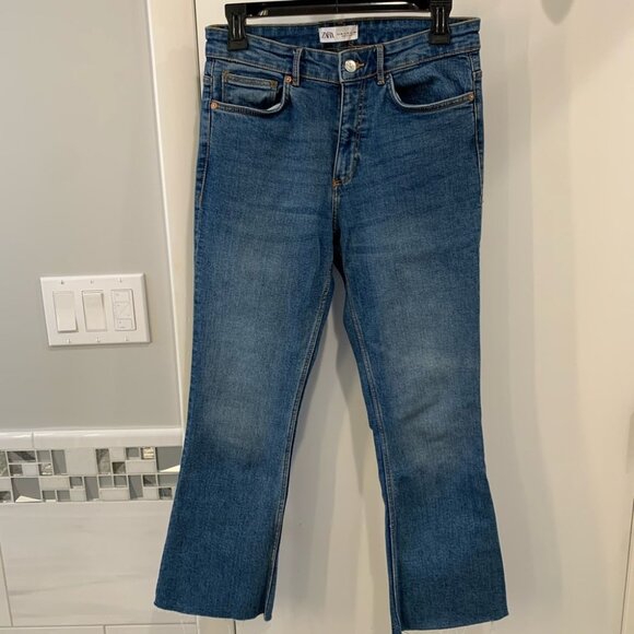 Zara Cropped Jeans - Picture 1 of 5